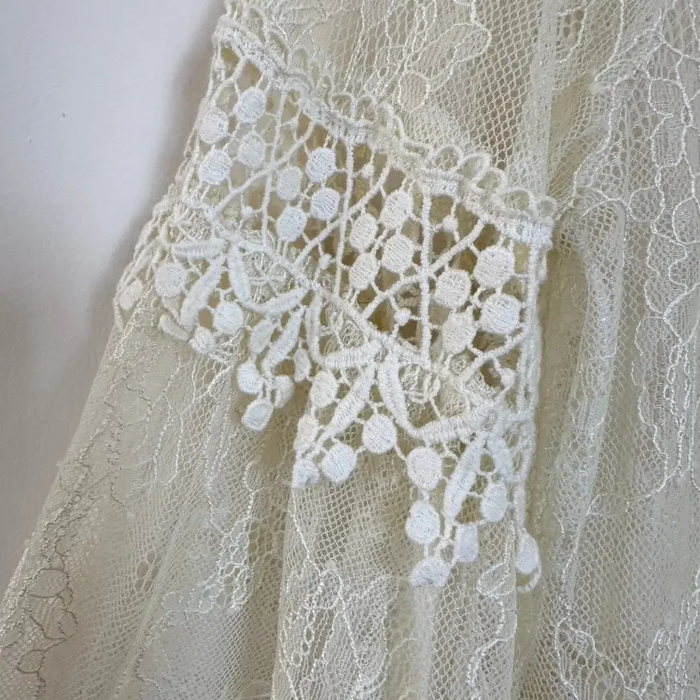 Coco + Jameson Lace Dress Bell Sleeve Deep V Back Short Junior LARGE Cream